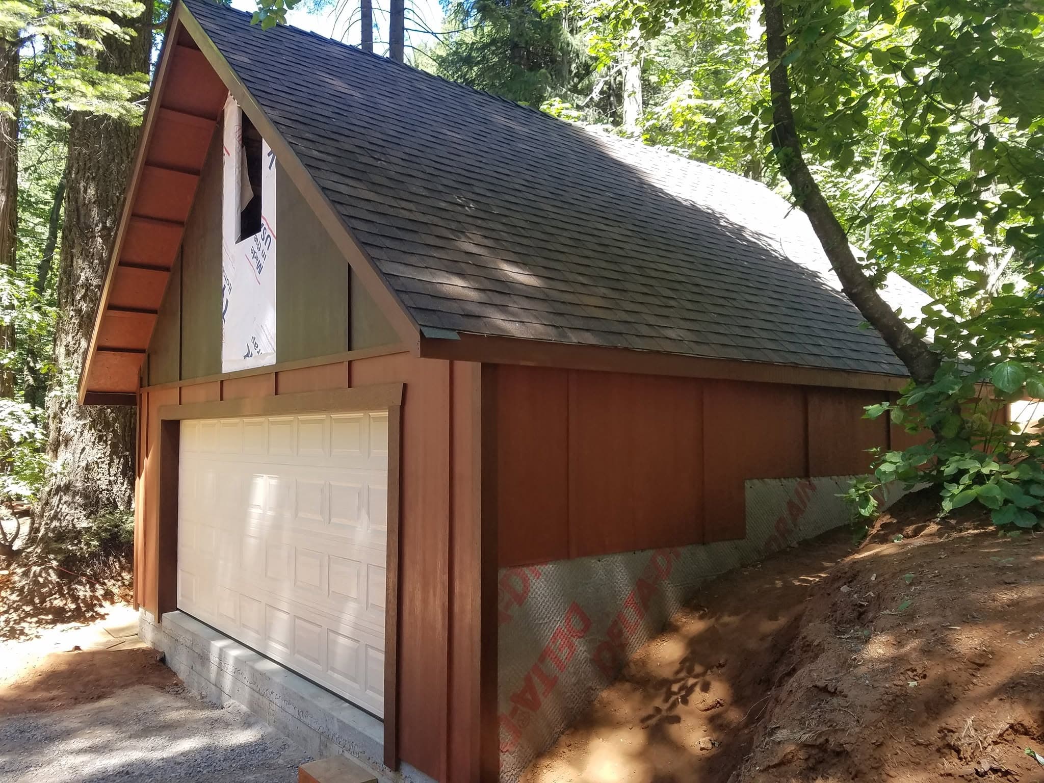Detached Garage